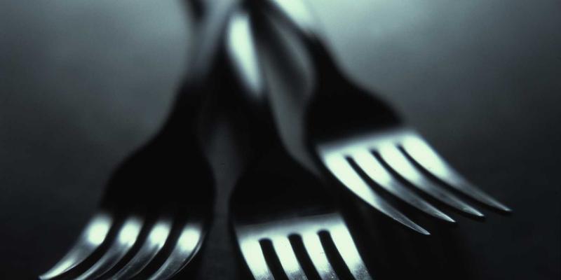 从美妆到旅行：退休女性如何通过社区公益项目重塑社交圈与人生价值