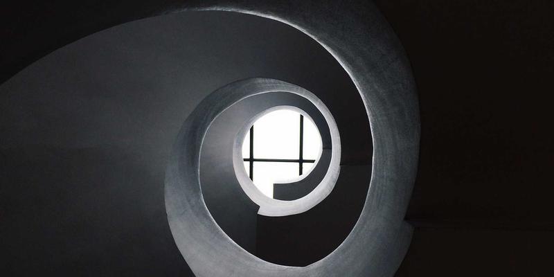 高敏感特质女性的社交能量管理：在生活分享、旅行与兴趣社区中找到平衡与滋养